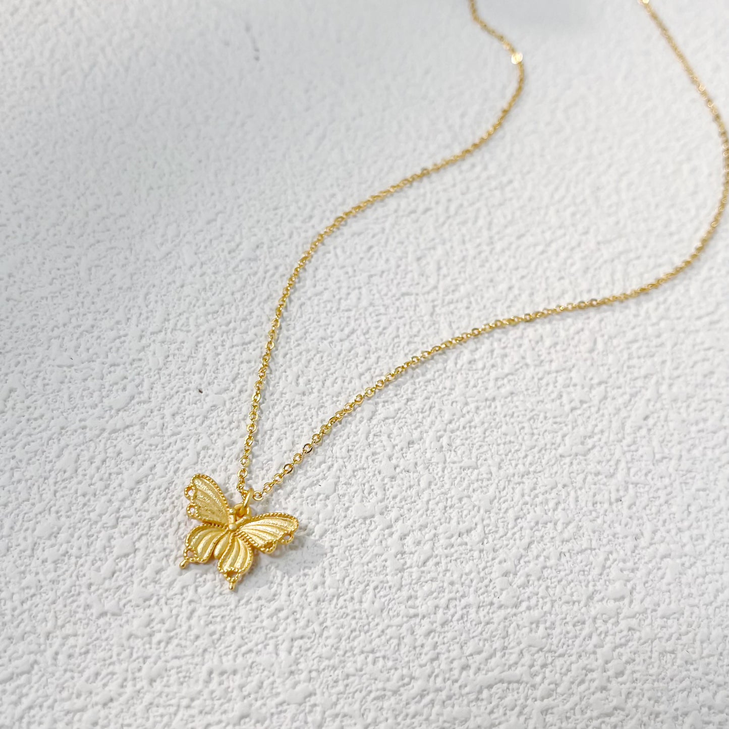 New Chinese Style Palace Style Filigree Butterfly Women's Necklace Ancient Style Alluvial Gold - souqmart